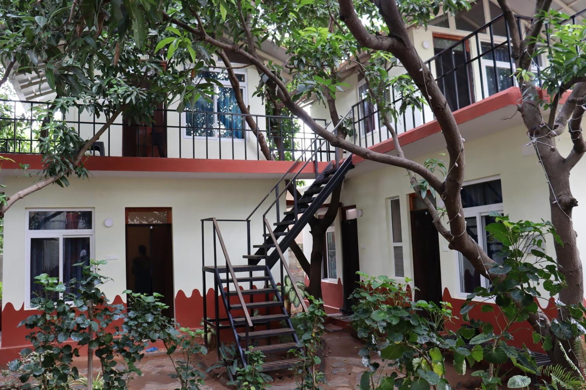 Da Mantra House Hostal Tiruvannāmalai Exterior foto