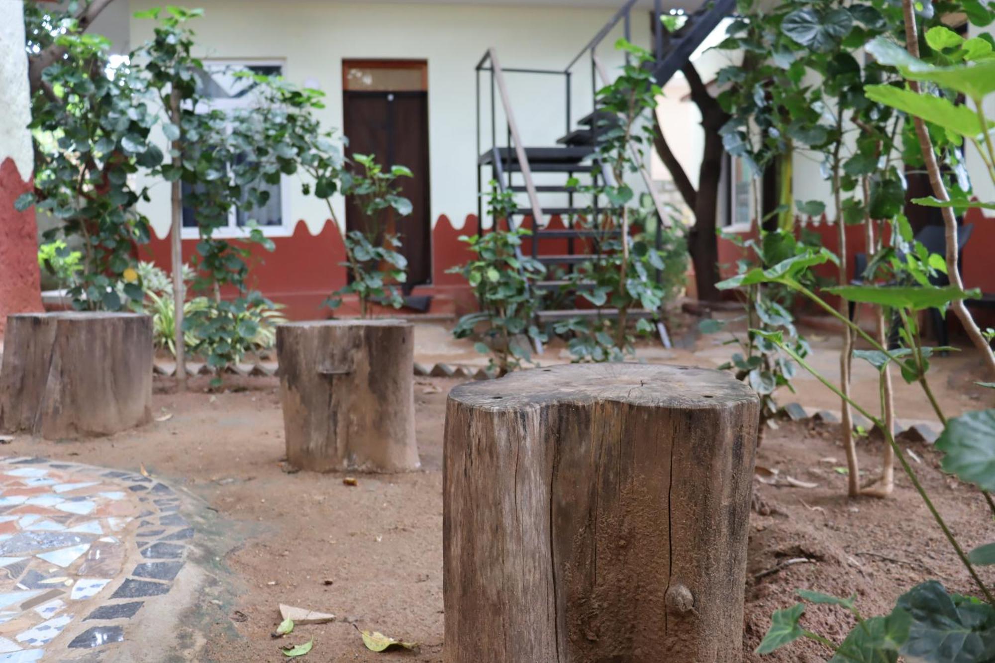 Da Mantra House Hostal Tiruvannāmalai Exterior foto